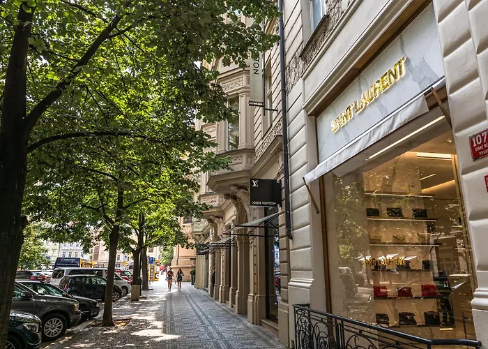 Family 2 Bedroom In The Centre - By Wishlist Praha